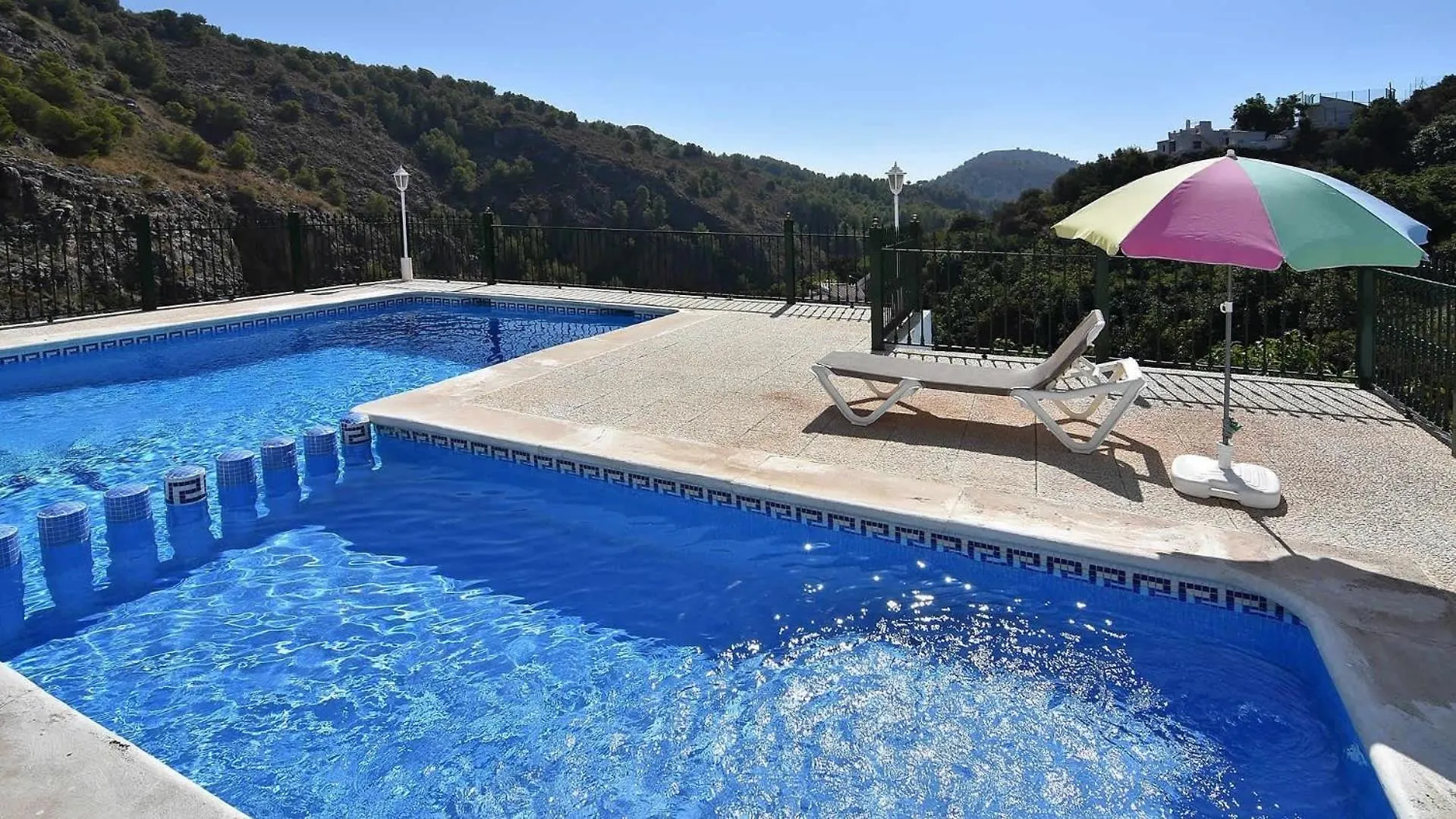 Ferienhaus Mit Privatpool Fuer 6 Personen Ca 170 Qm In Frigiliana, Andalusien Costa Del Sol Frigiliana