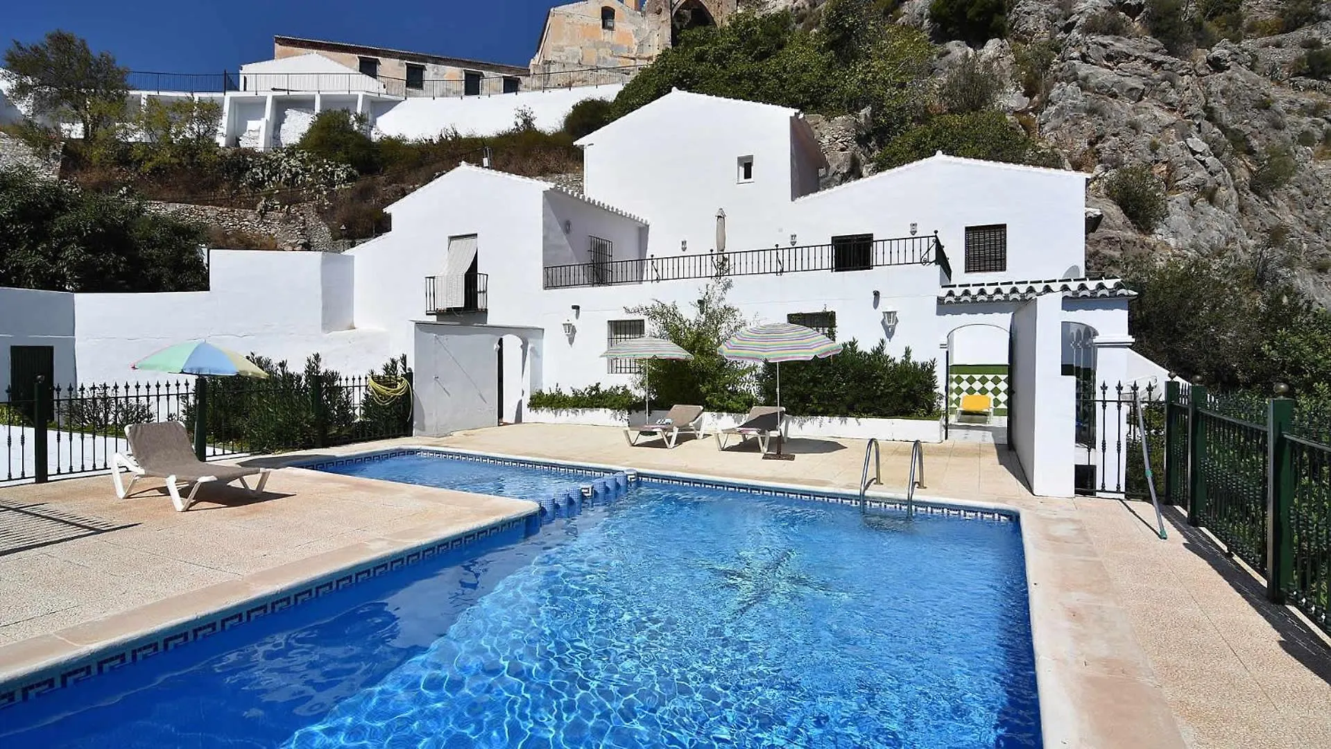 Ferienhaus Mit Privatpool Fuer 6 Personen Ca 170 Qm In Frigiliana, Andalusien Costa Del Sol