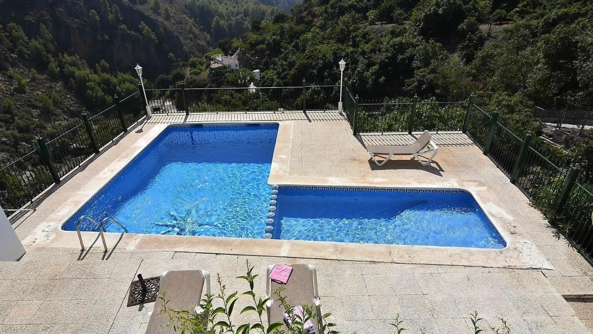 Ferienhaus Mit Privatpool Fuer 6 Personen Ca 170 Qm In Frigiliana, Andalusien Costa Del Sol 0*, Frigiliana